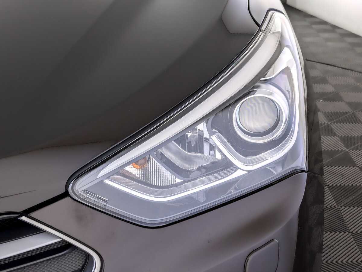 Б/У Хендай Санта Фе 2016 года. Фото: #16