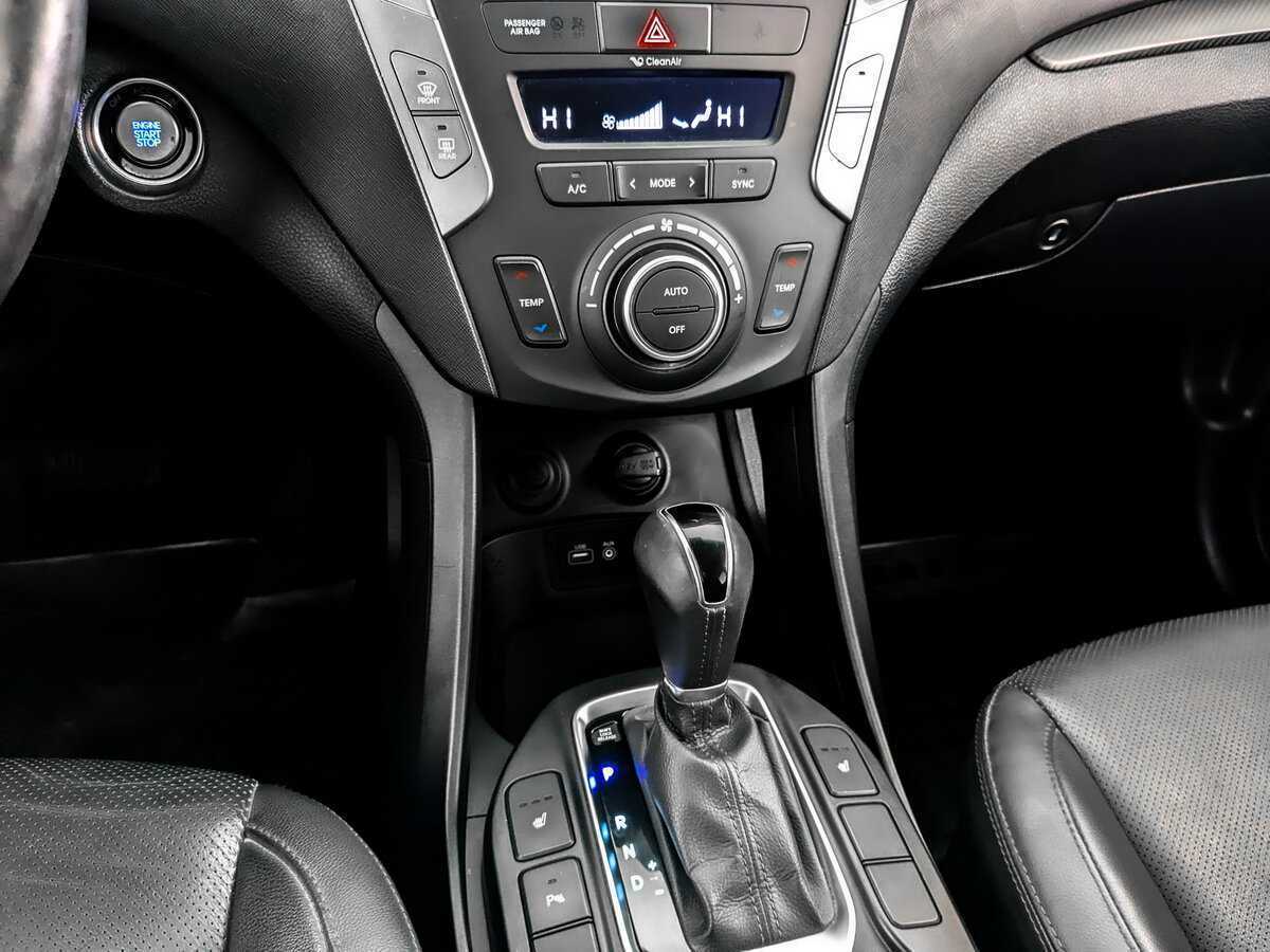 Б/У Хендай Санта Фе 2016 года. Фото: #26