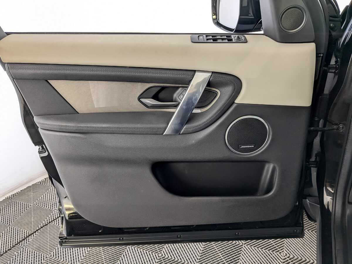 Б/У Лэнд Ровер Дискавери Спорт 2019 года. Фото: #18