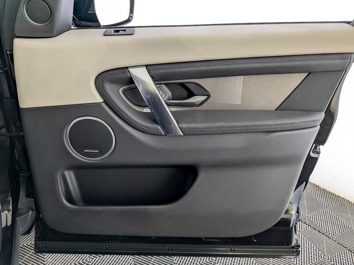 Б/У Лэнд Ровер Дискавери Спорт 2019 года. Фото: #25