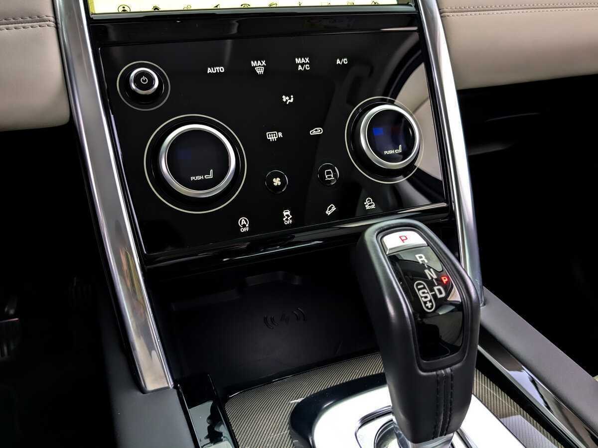 Б/У Лэнд Ровер Дискавери Спорт 2019 года. Фото: #26