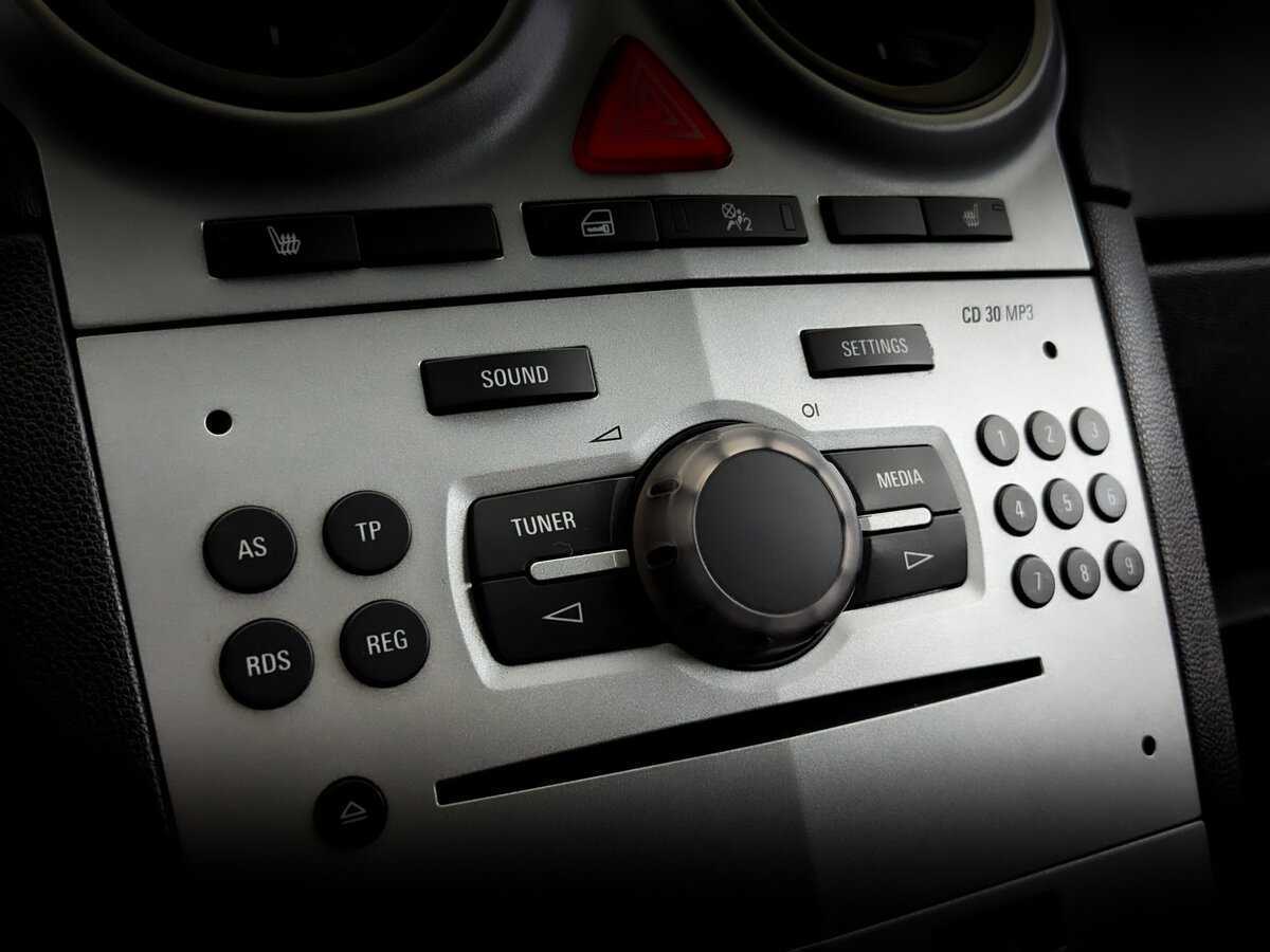 Б/У Опель Корса 2013 года. Фото: #25