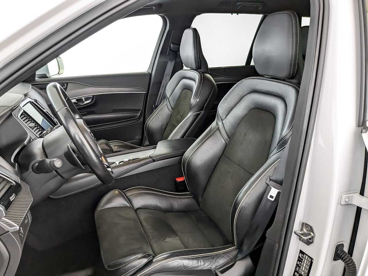 Б/У Вольво ИксЦ90 2018 года. Фото: #19