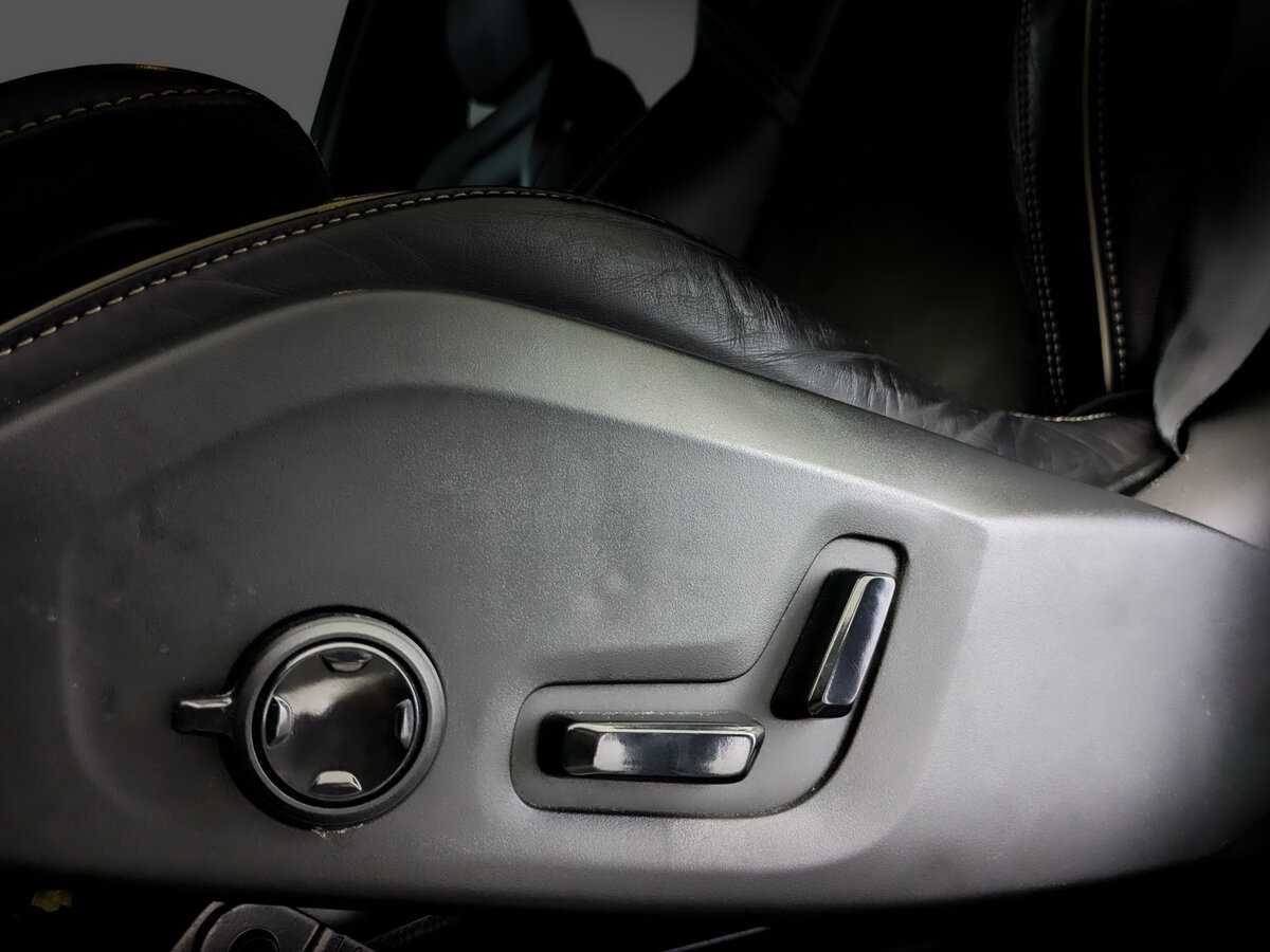 Б/У Вольво ИксЦ90 2018 года. Фото: #20