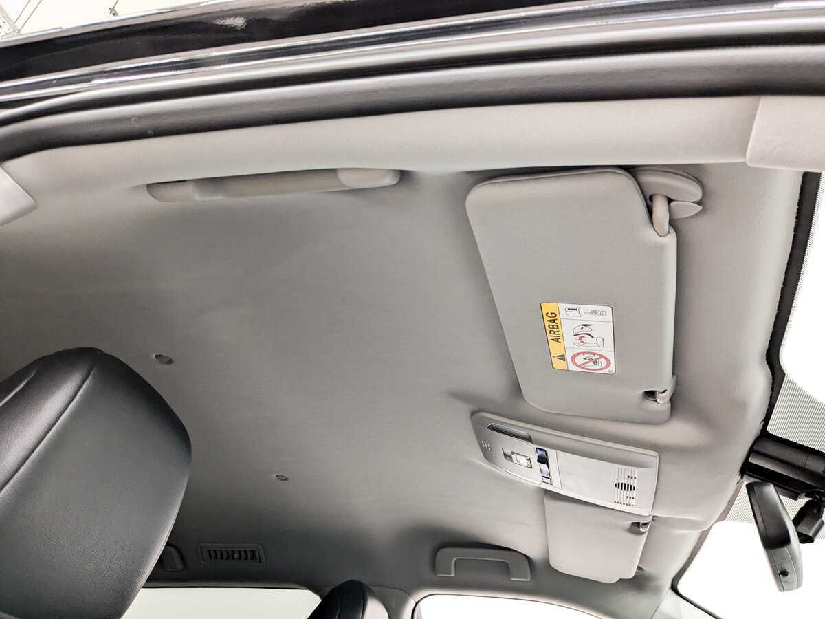 Б/У Тойота Хайлэндер 2021 года. Фото: #22