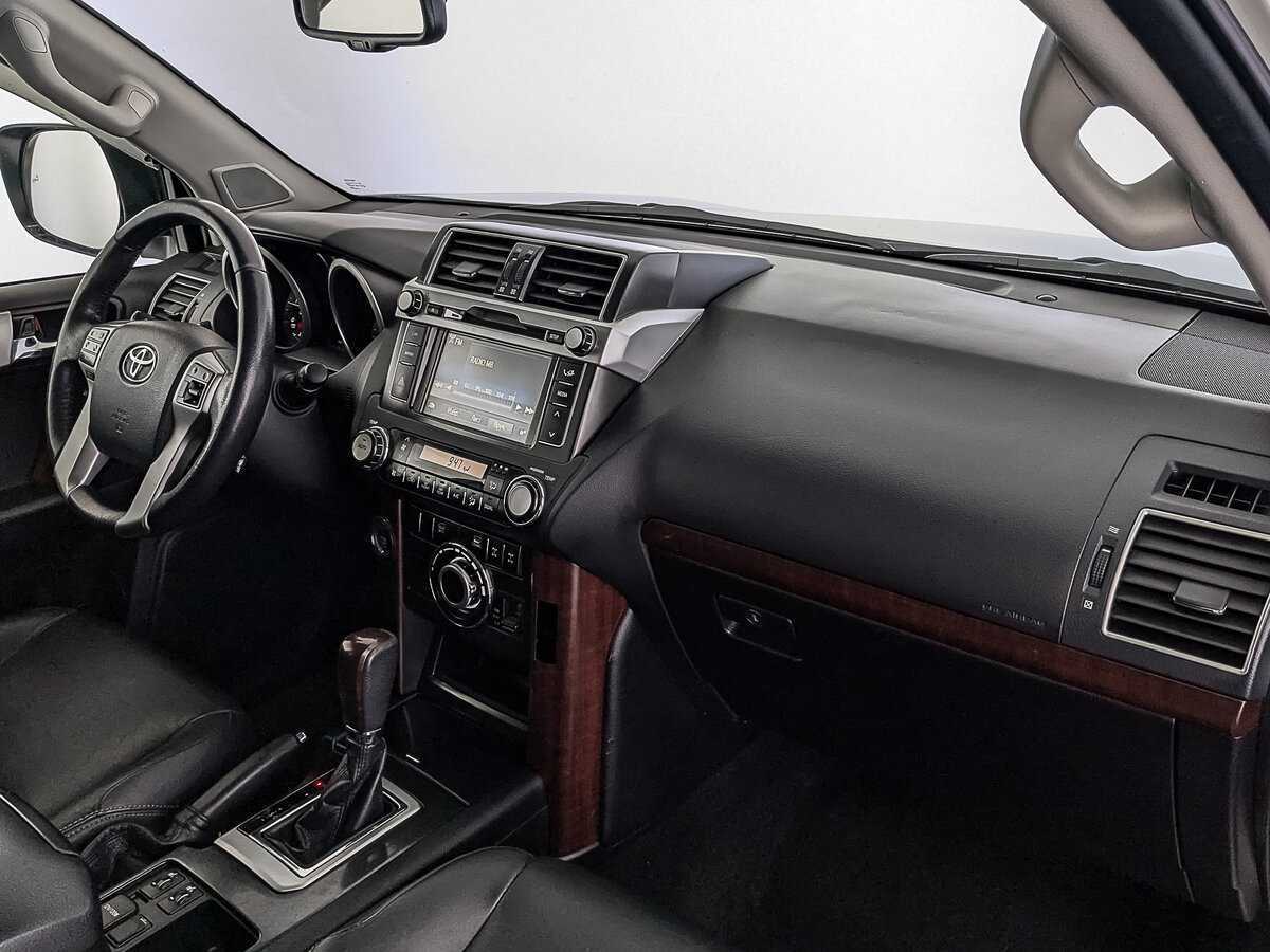 Б/У Тойота Лэнд Крузер Прадо 2017 года. Фото: #12