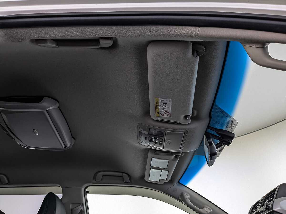 Б/У Тойота Лэнд Крузер Прадо 2017 года. Фото: #22