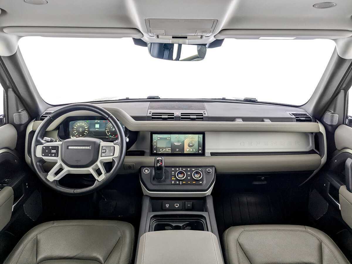 Б/У Лэнд Ровер Дефендер 2021 года. Фото: #13