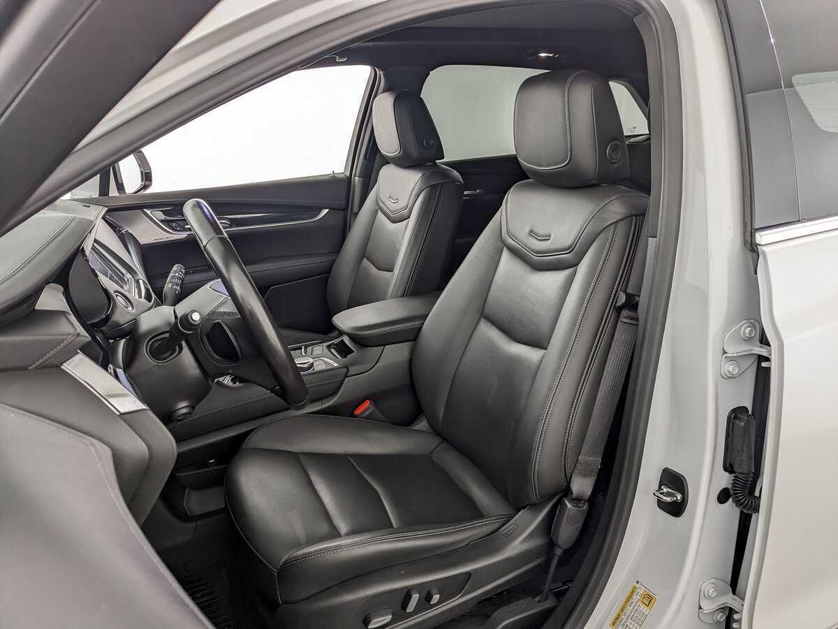 Б/У Кадиллак ИксТ5 2021 года. Фото: #19