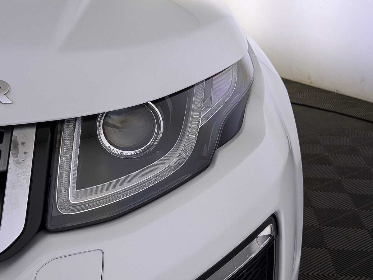 Б/У Лэнд Ровер Рэнж Ровер Эвок 2017 года. Фото: #10