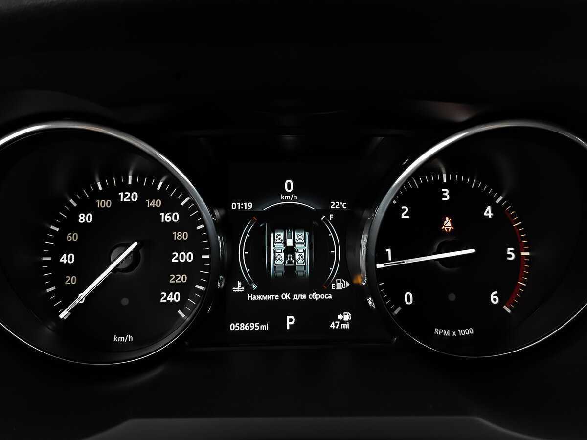 Б/У Лэнд Ровер Рэнж Ровер Эвок 2017 года. Фото: #15