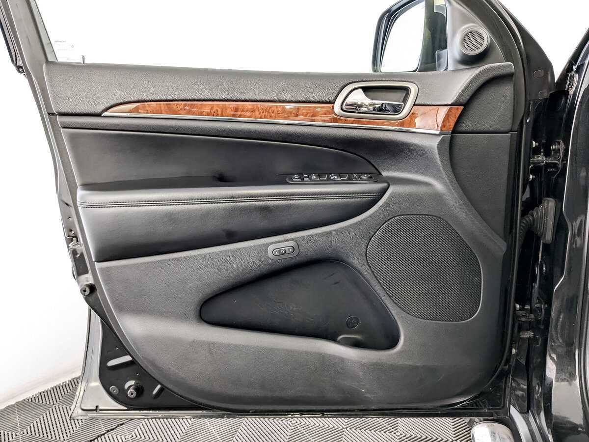 Б/У Джип Гранд Чироки 2012 года. Фото: #18