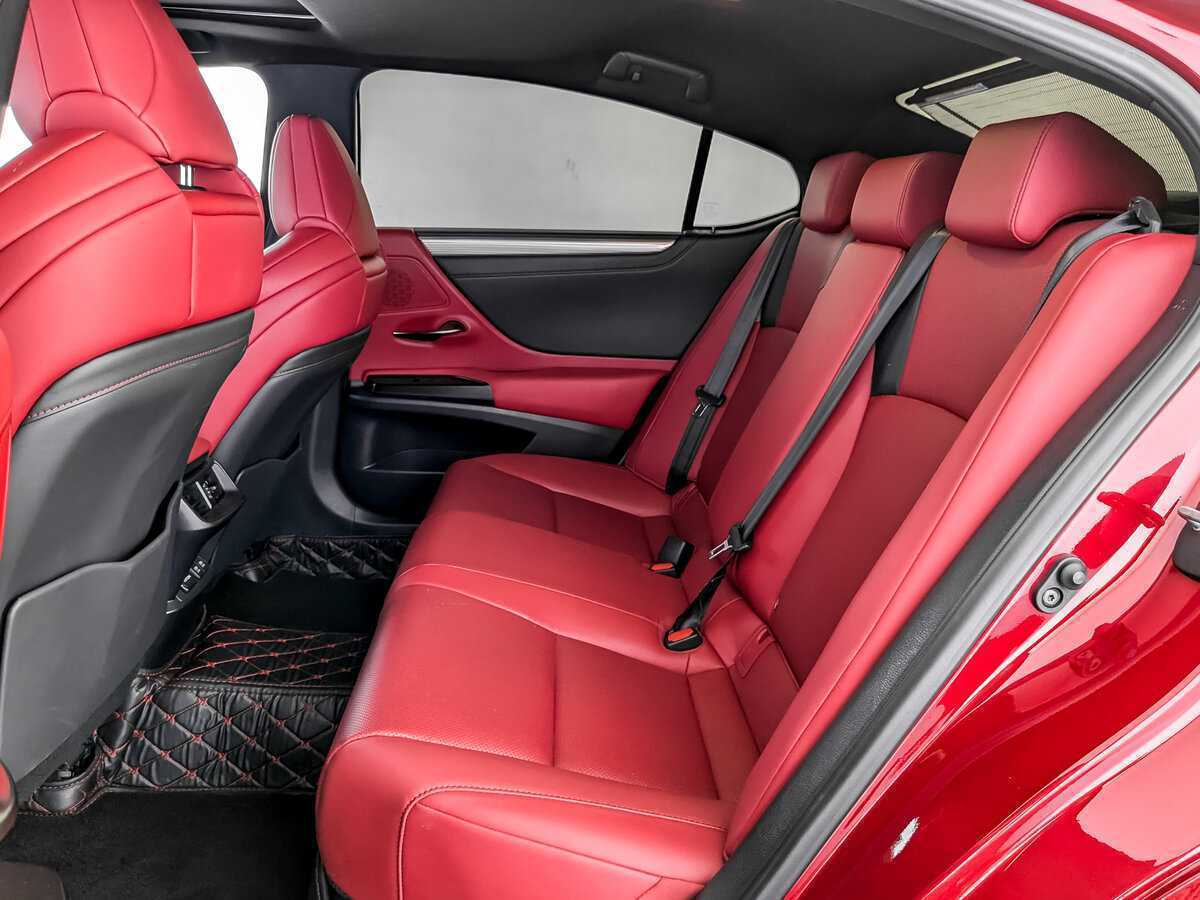 Б/У Лексус ЕС 2020 года. Фото: #11