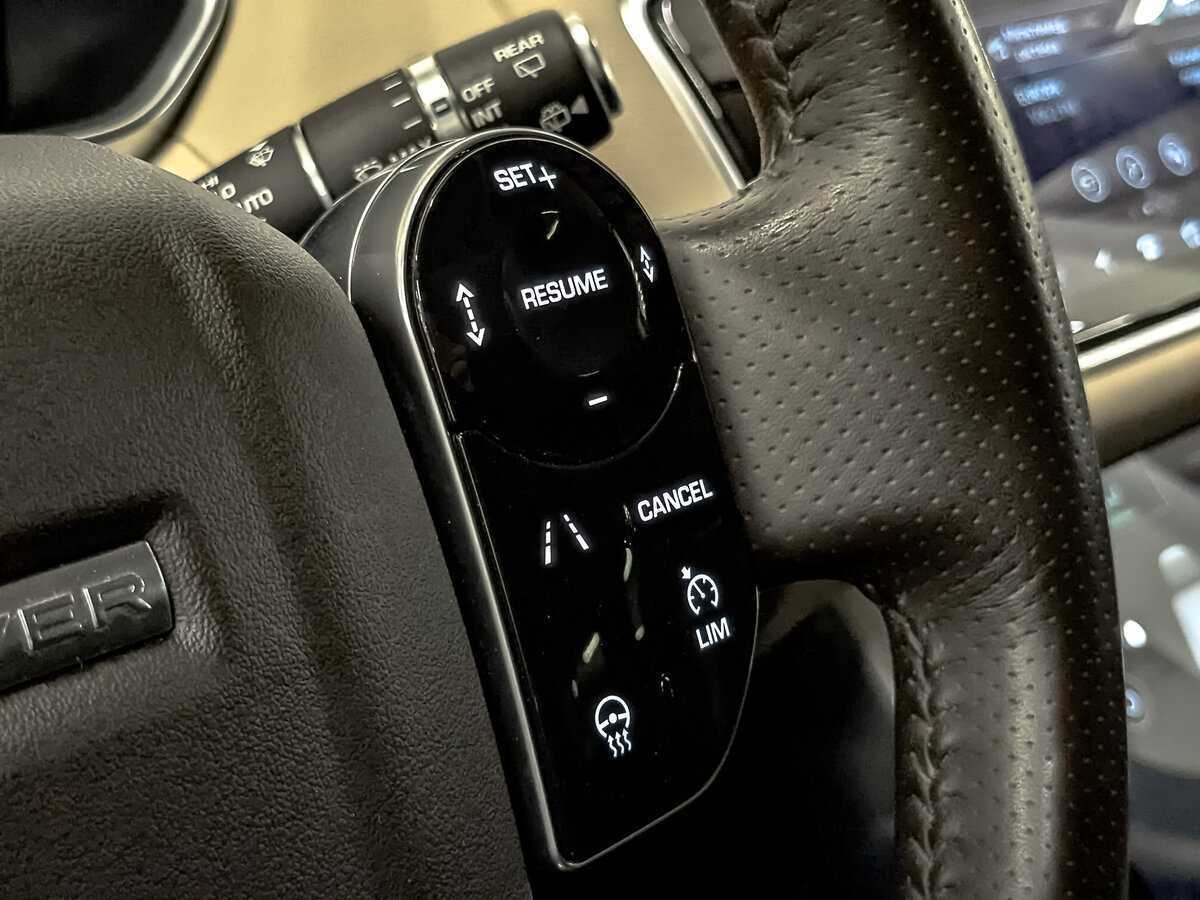 Б/У Лэнд Ровер Рэнж Ровер Спорт 2021 года. Фото: #29