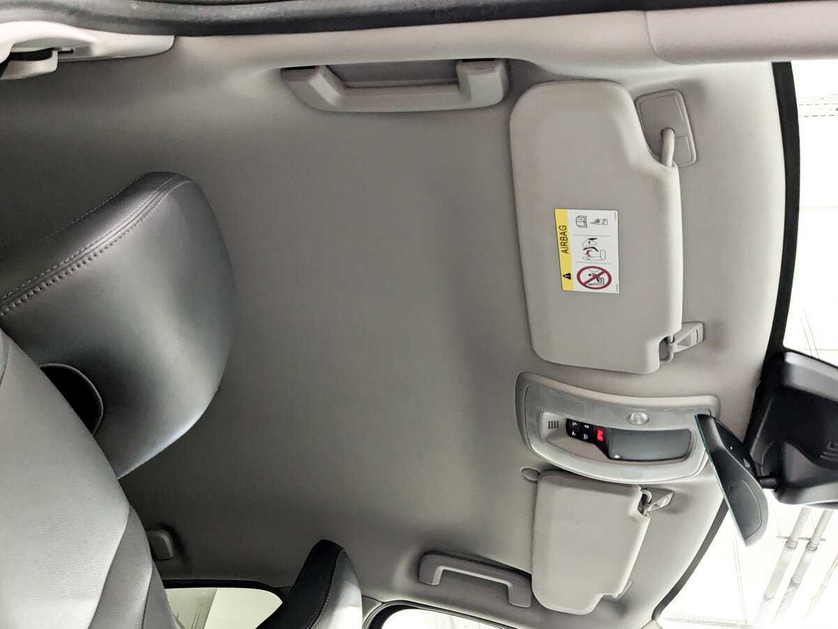 Б/У Вольво С60 2016 года. Фото: #23