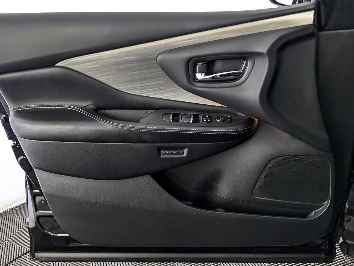 Б/У Ниссан Мурано 2019 года. Фото: #18