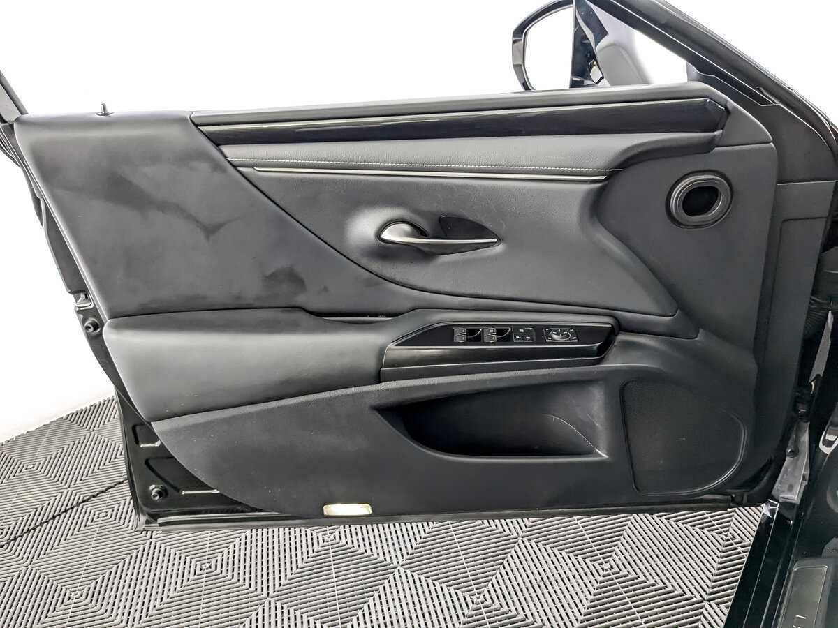 Б/У Лексус ЕС 2021 года. Фото: #18