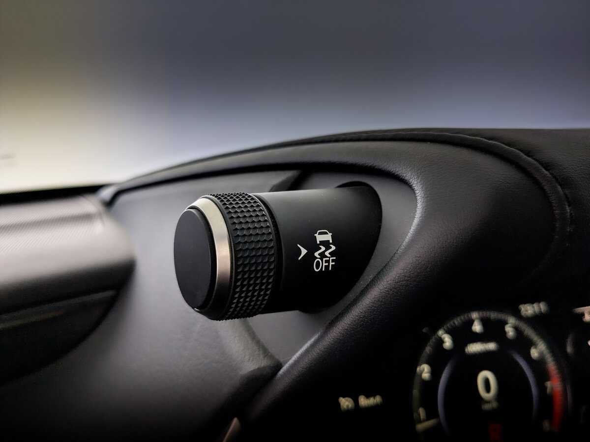 Б/У Лексус ЕС 2021 года. Фото: #28