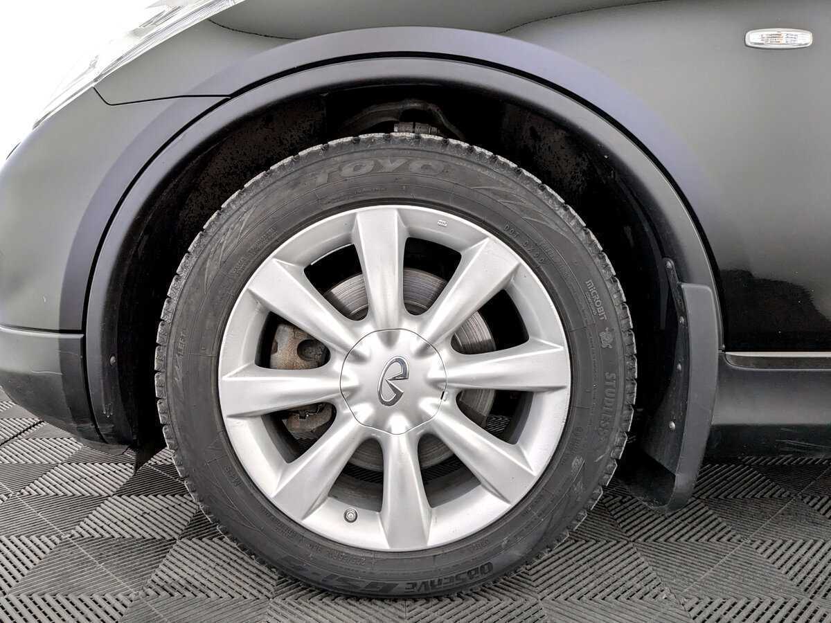 Б/У Инфинити ЕИкс 2012 года. Фото: #17