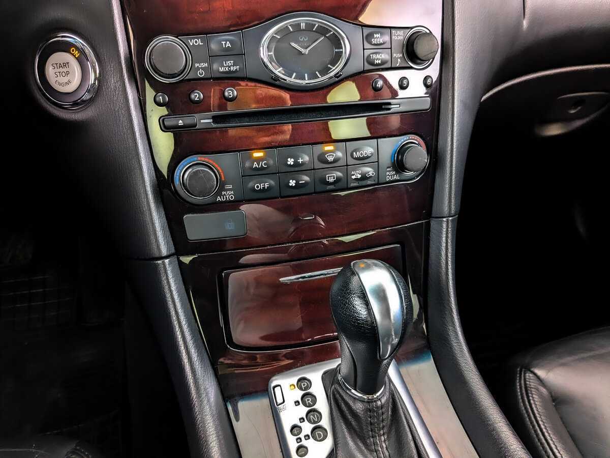 Б/У Инфинити ЕИкс 2012 года. Фото: #27