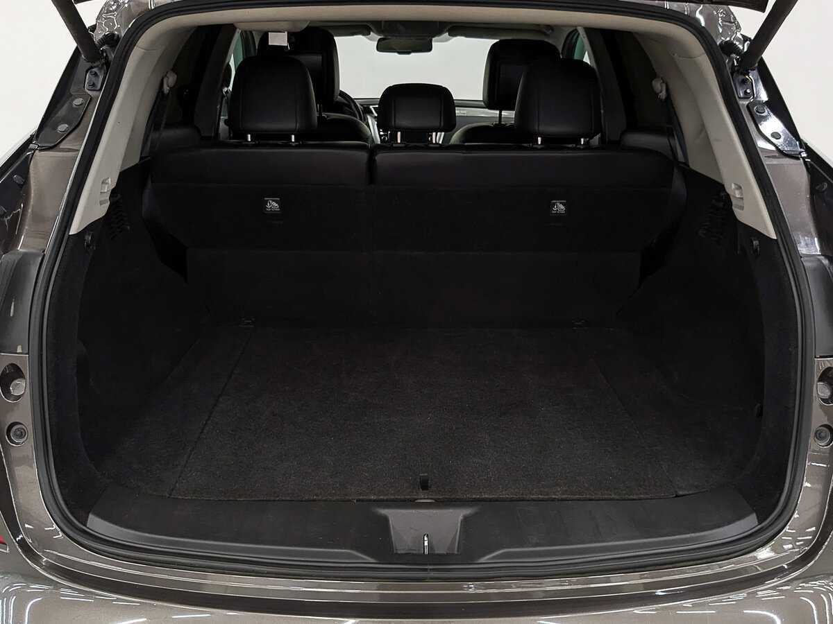 Б/У Ниссан Мурано 2018 года. Фото: #9