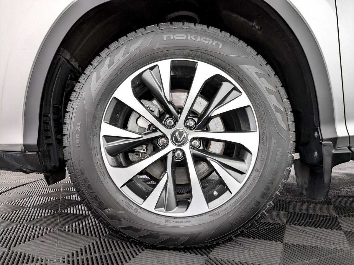 Б/У Лексус Р-Икс 2020 года. Фото: #16