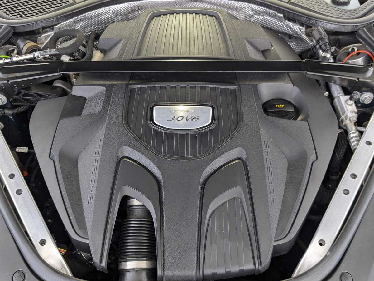 Б/У Порш Панамера 2019 года. Фото: #8