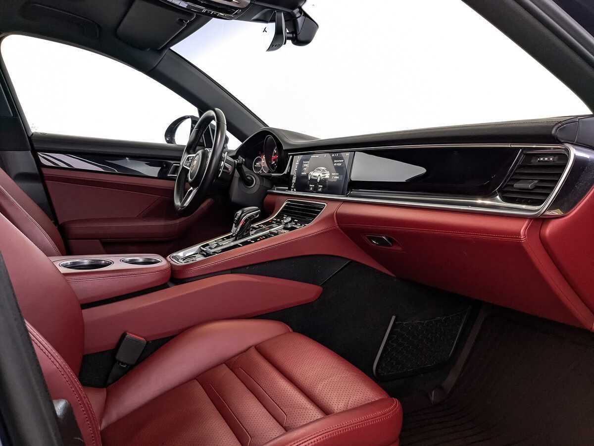 Б/У Порш Панамера 2019 года. Фото: #12