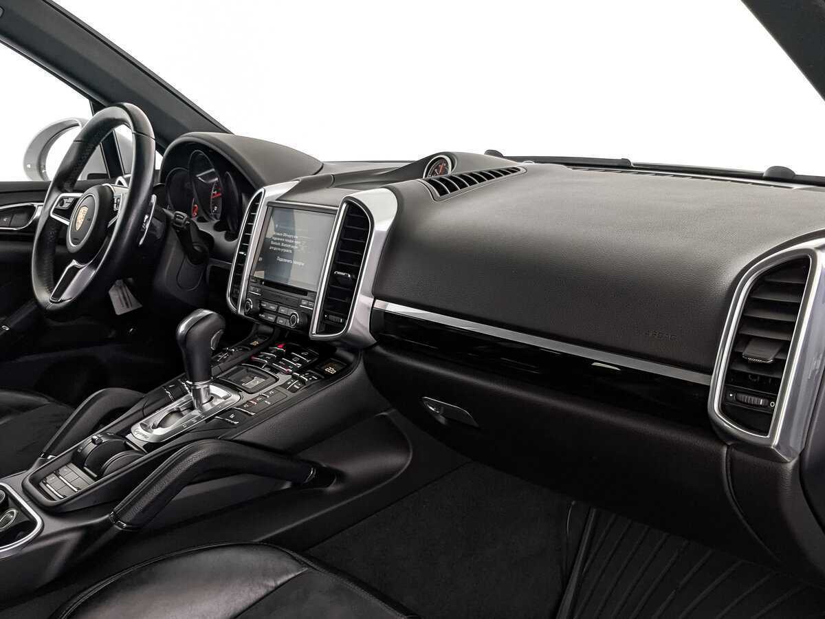 Б/У Порш Кайен 2016 года. Фото: #10