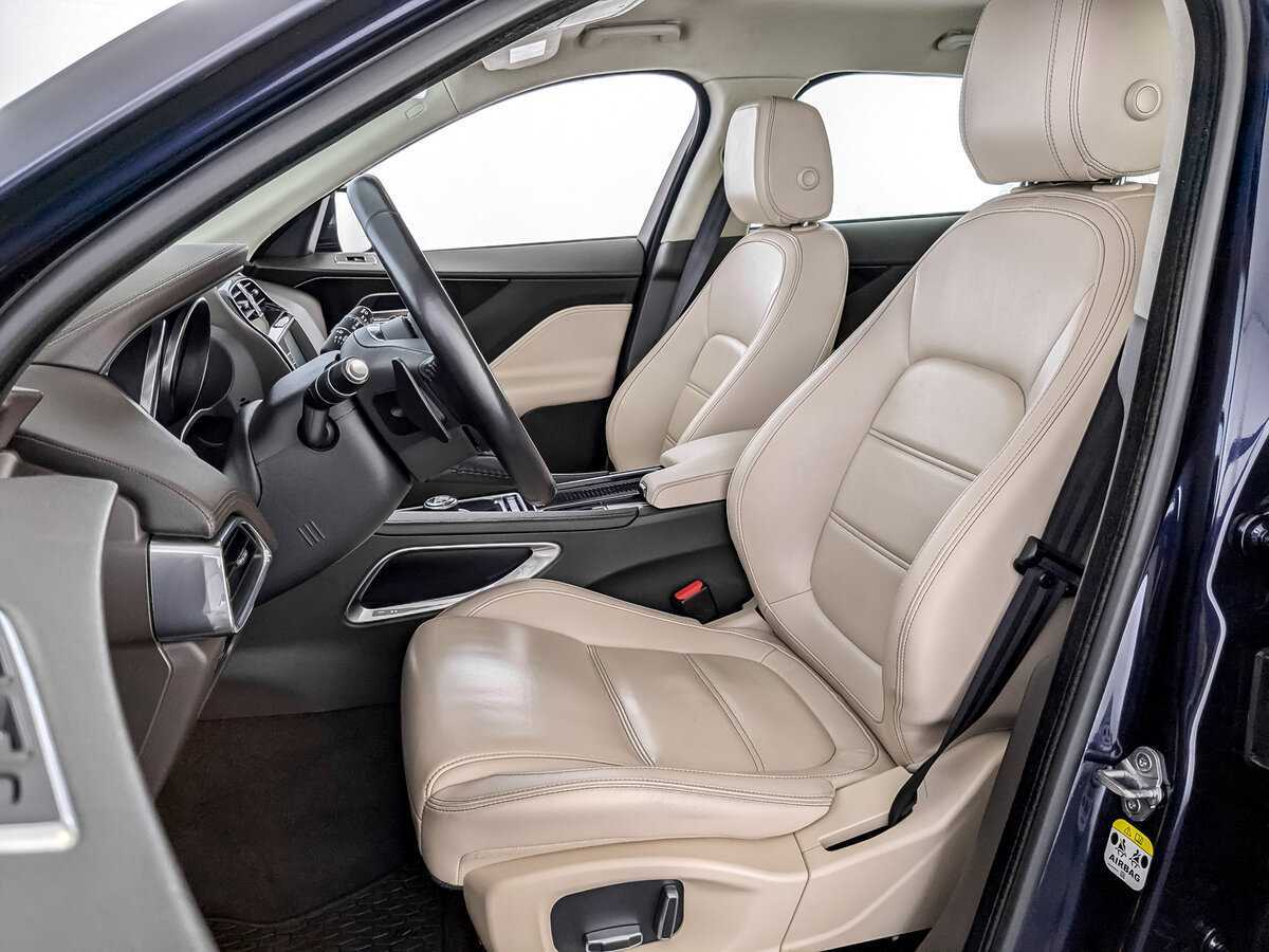 Б/У Ягуар Ф-Пэйс 2020 года. Фото: #19