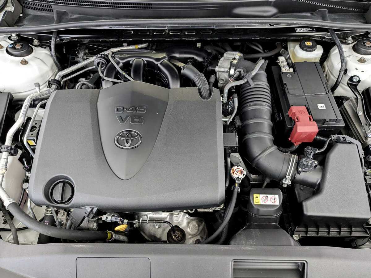 Б/У Тойота Камри 2019 года. Фото: #8