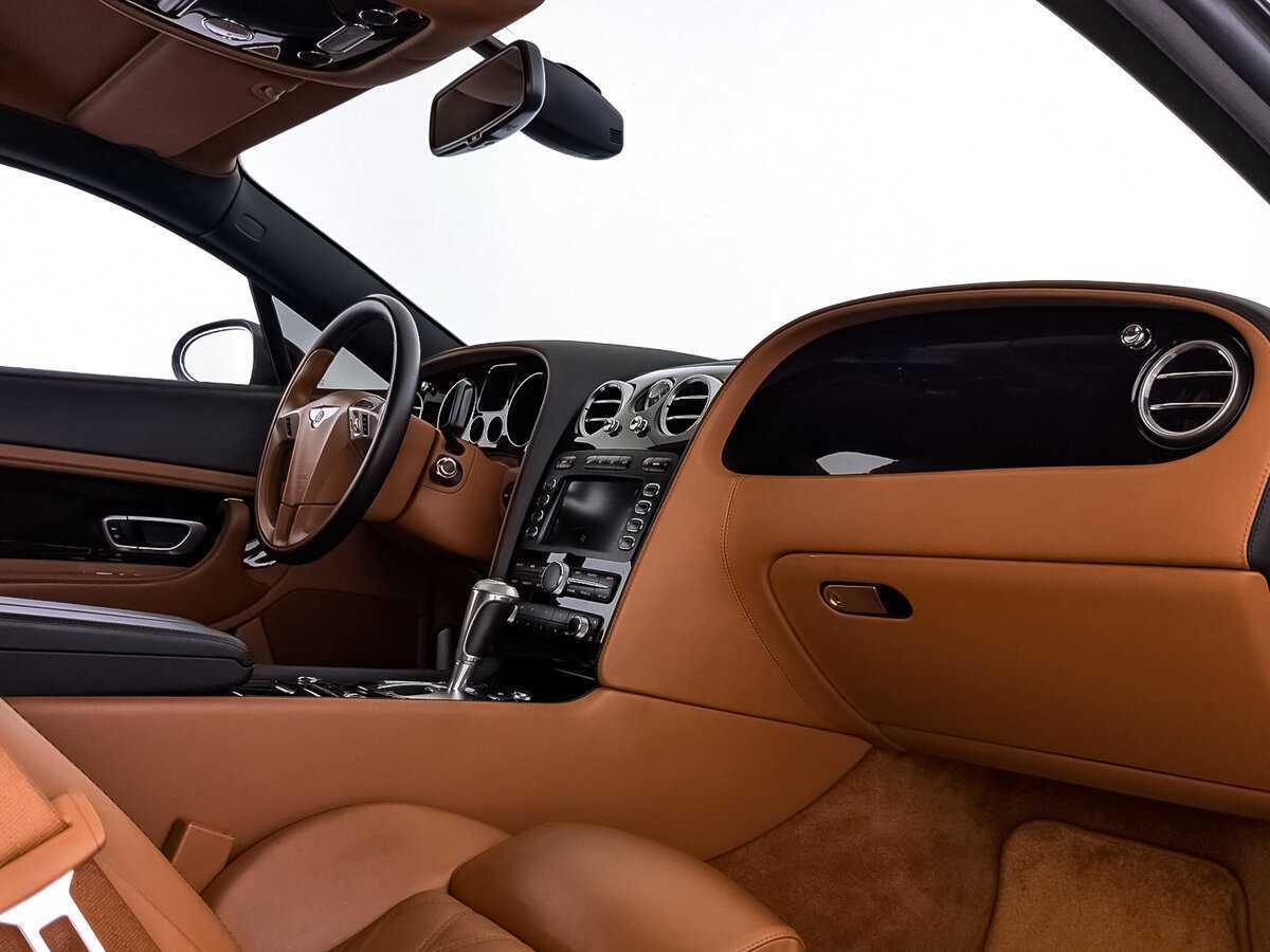 Б/У Бэнтли Континенталь ГТ 2008 года. Фото: #12