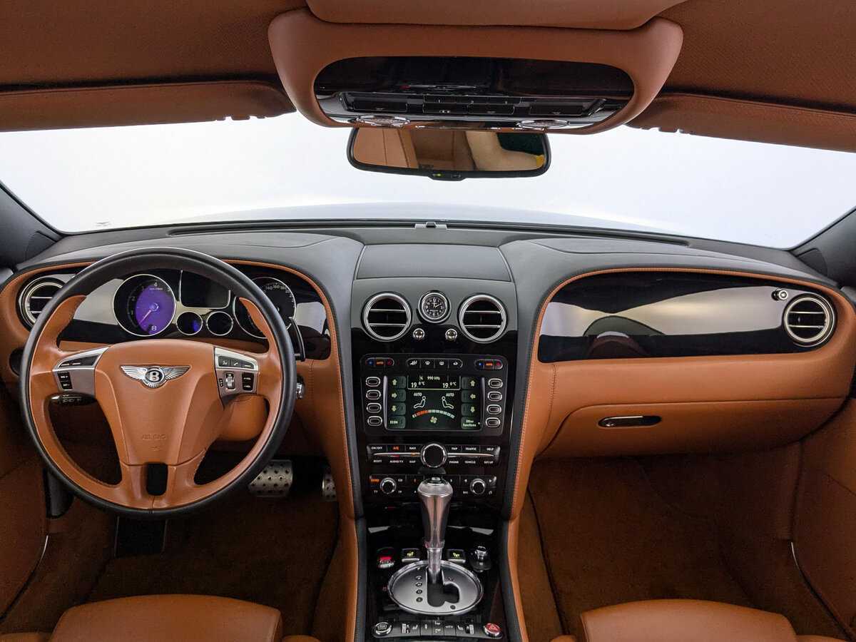 Б/У Бэнтли Континенталь ГТ 2008 года. Фото: #13