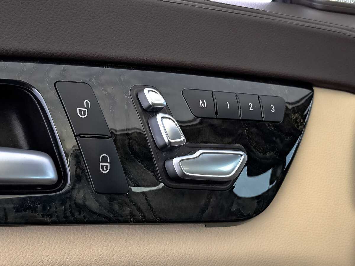 Б/У Мерседес-Бенц ЦЛС 2015 года. Фото: #28