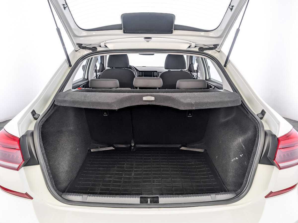 Б/У Фольксваген Поло 2021 года. Фото: #9