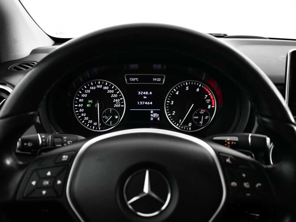 Б/У Мерседес-Бенц Б-Класс 2014 года. Фото: #10