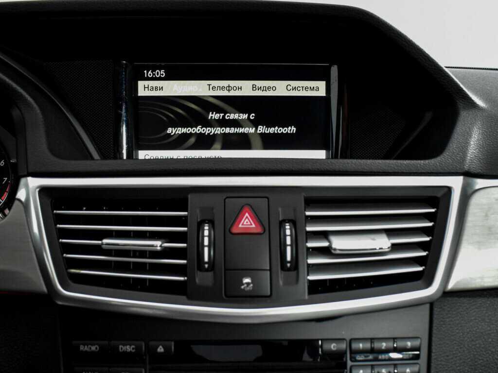 Б/У Мерседес-Бенц Е-Класс 2010 года. Фото: #13