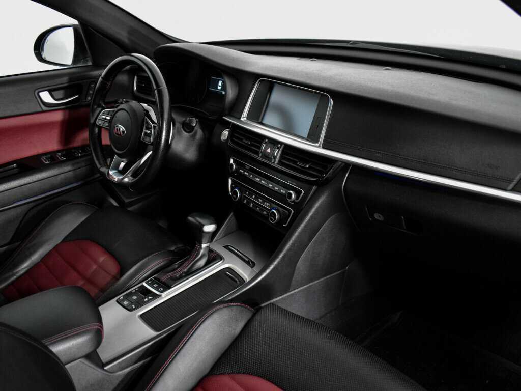 Б/У Киа Оптима 2018 года. Фото: #12