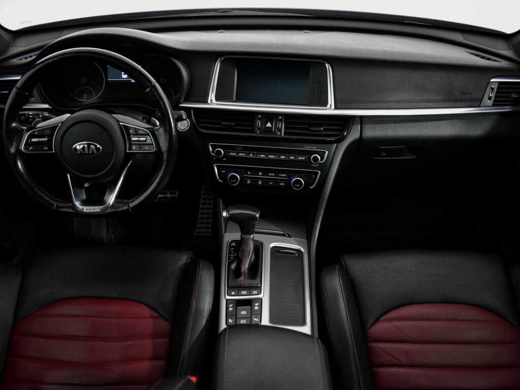 Б/У Киа Оптима 2018 года. Фото: #13