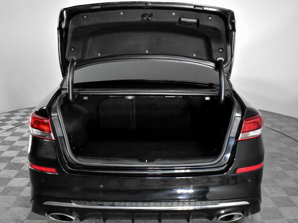 Б/У Киа Оптима 2018 года. Фото: #19