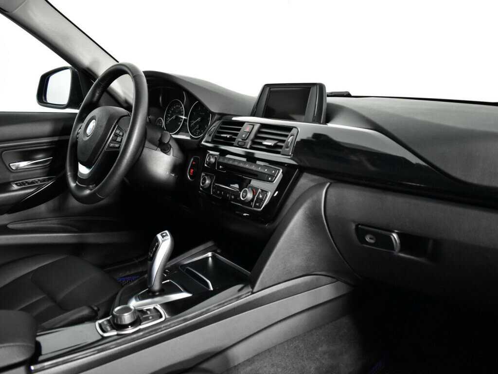 Б/У БМВ 3 серии 2017 года. Фото: #8