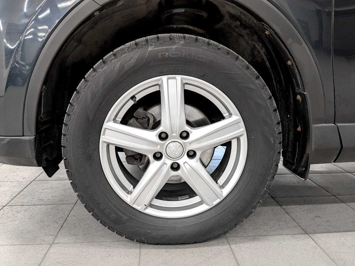 Б/У Тойота Рав4 2017 года. Фото: #16