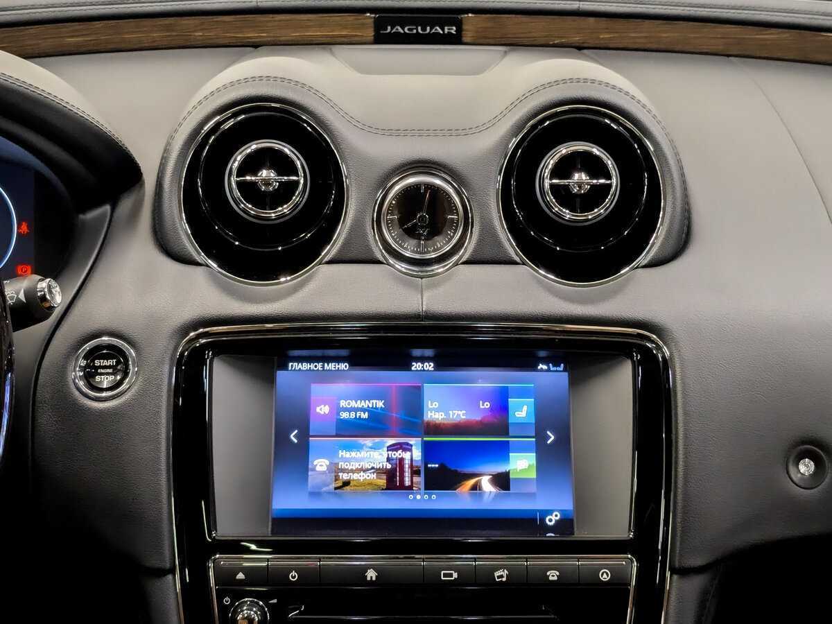 Б/У Ягуар ИксДжи 2017 года. Фото: #14