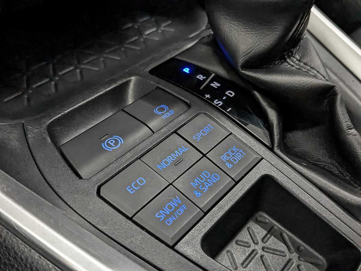 Б/У Тойота Рав4 2020 года. Фото: #20