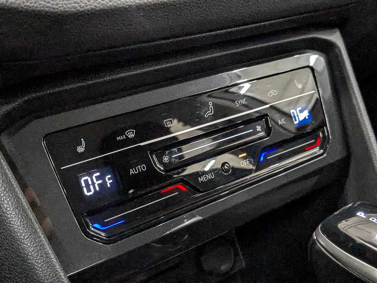 Б/У Фольксваген Тигуан 2021 года. Фото: #18