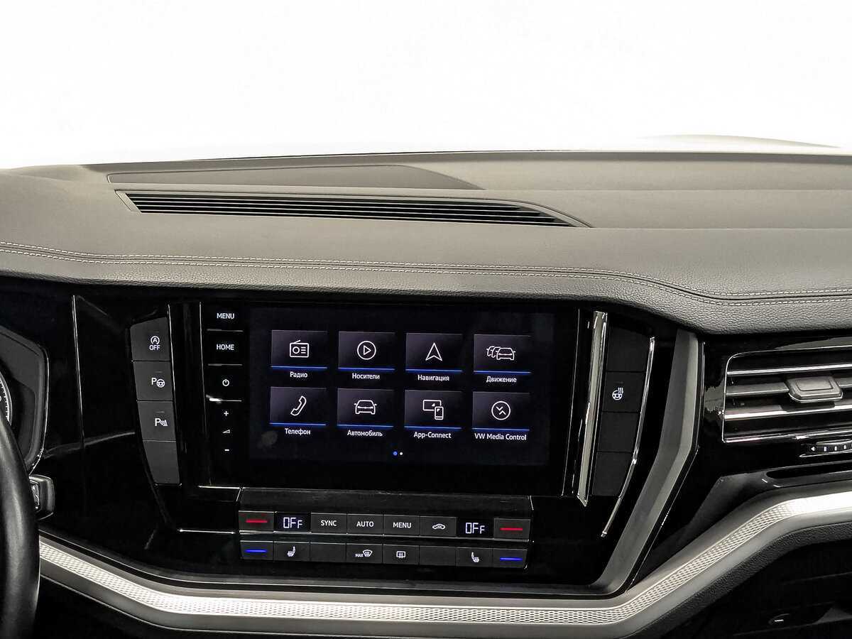 Б/У Фольксваген Туарег 2019 года. Фото: #16