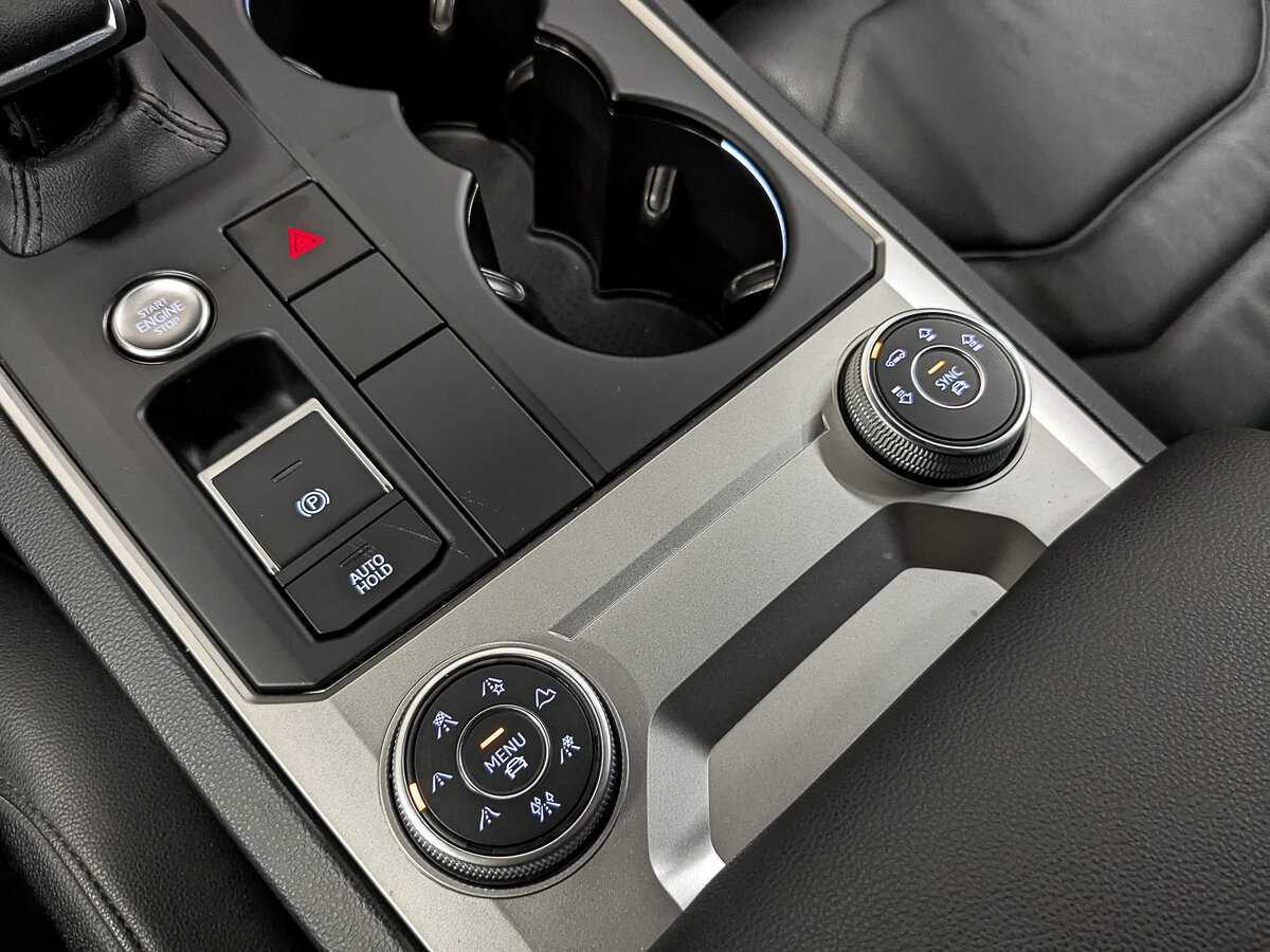 Б/У Фольксваген Туарег 2019 года. Фото: #20