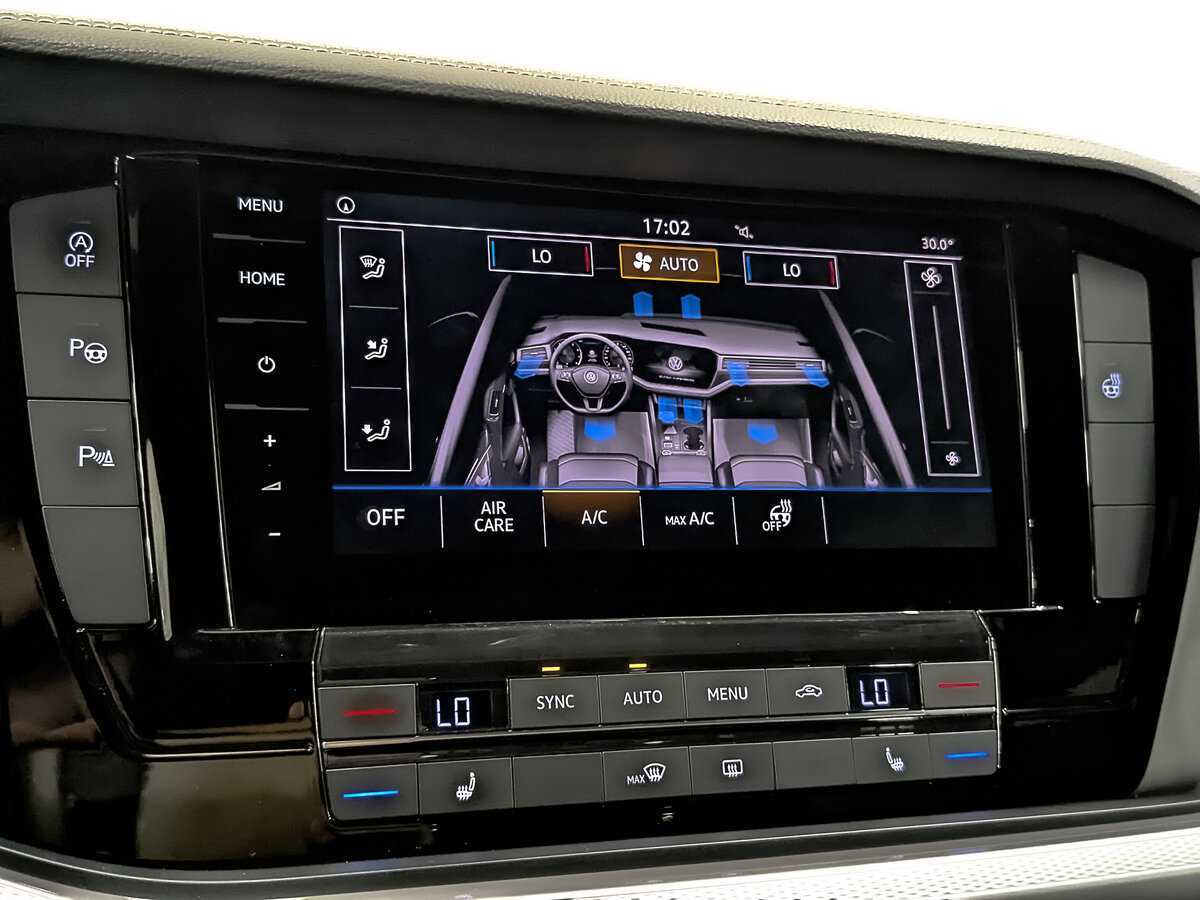 Б/У Фольксваген Туарег 2019 года. Фото: #25