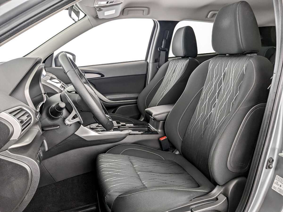 Б/У Митсубиши Еклипс Кросс 2019 года. Фото: #17