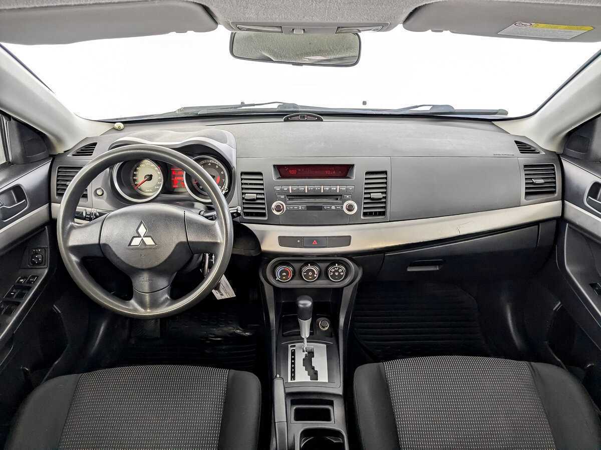 Б/У Митсубиши Лансер 2008 года. Фото: #12